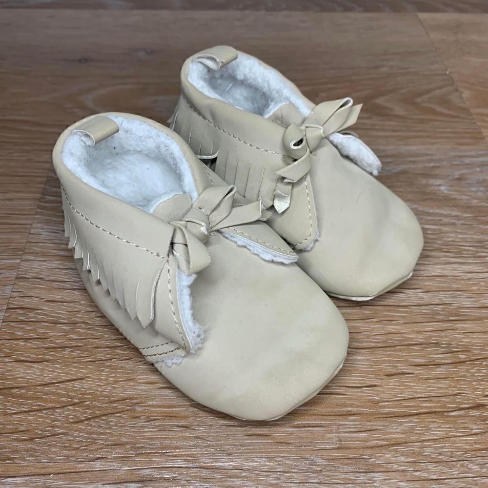 Carter’s 3-6 Months Baby Girl Shoes